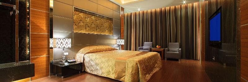 Spring Hotel 3
