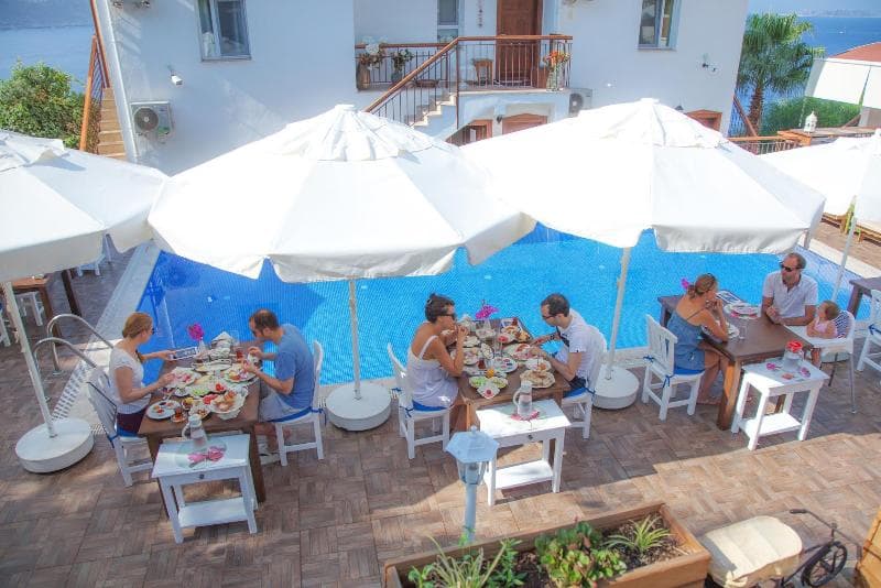 Sunset Villa Hotel 3