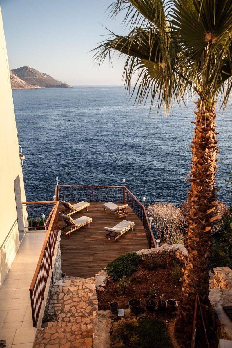 Sunset Villa Hotel 5