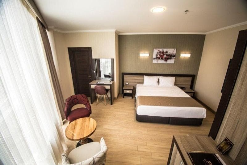 The Corner Hotel 3