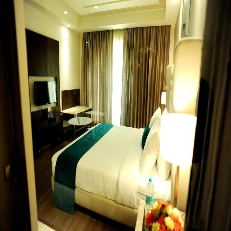 Sarovar Portico Jalandhar 5