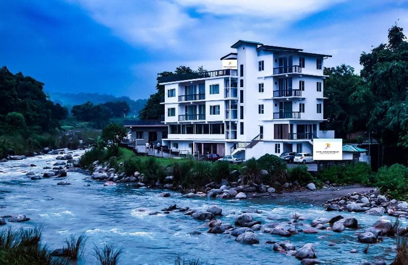 Hotel River Retreat 4