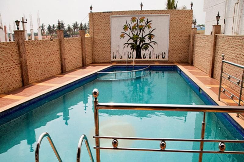 Hotel -The Sai Leela photo 1