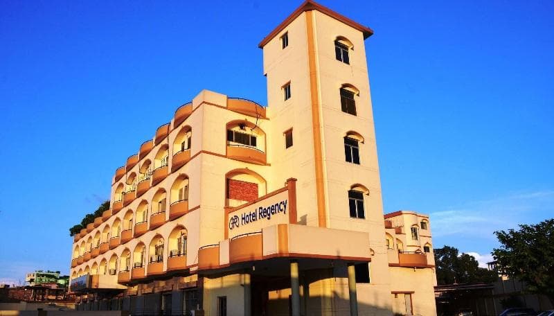 Hotel Regency 5