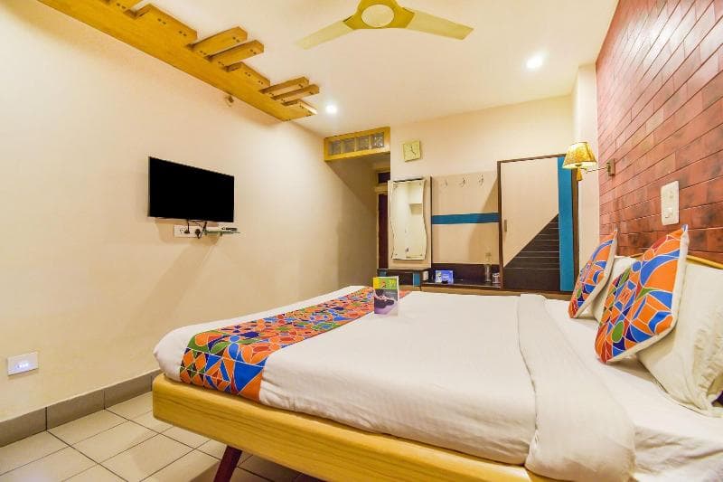 Hotel Kinnera Comforts photo 1