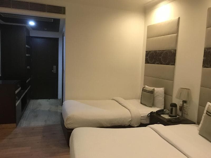 Hotel Orchid main
