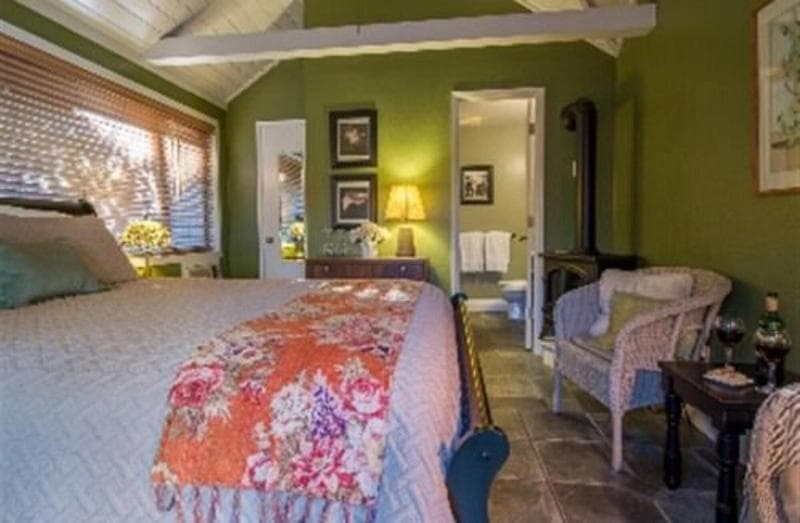 Oak Hill Bed & Breakfast 3