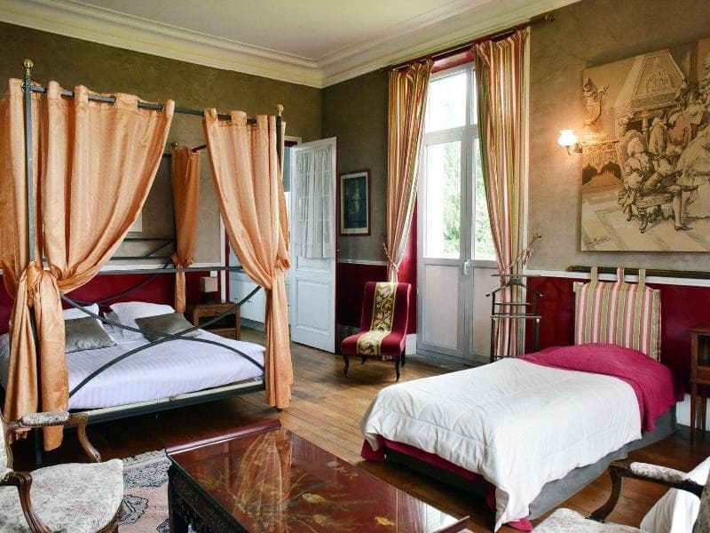 Chateau De Saint Antoine 3