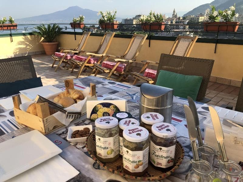 Vesuvio View main