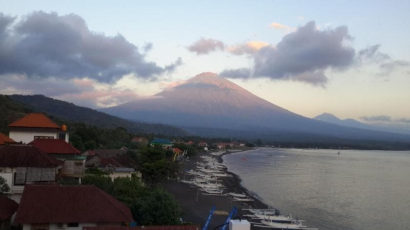 Amed Beach Villa 5