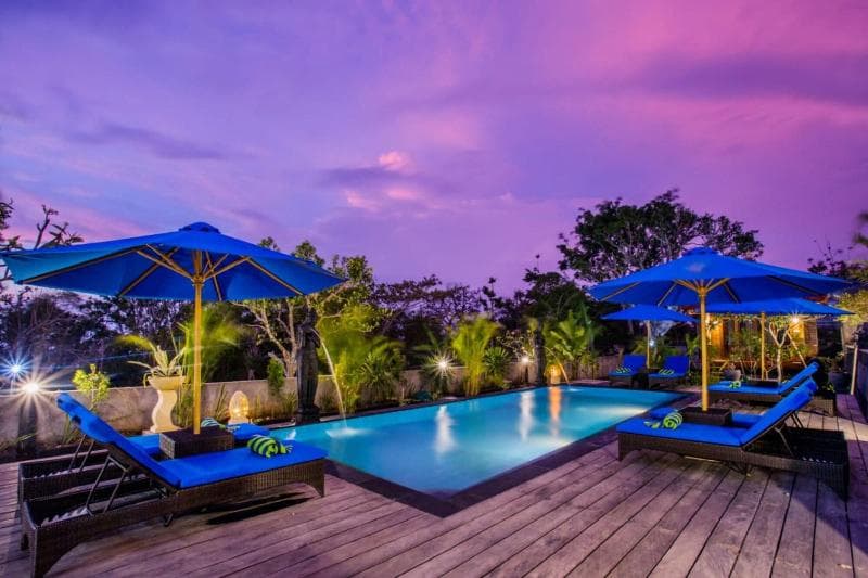 Tatak Bunut Villa Ceningan main