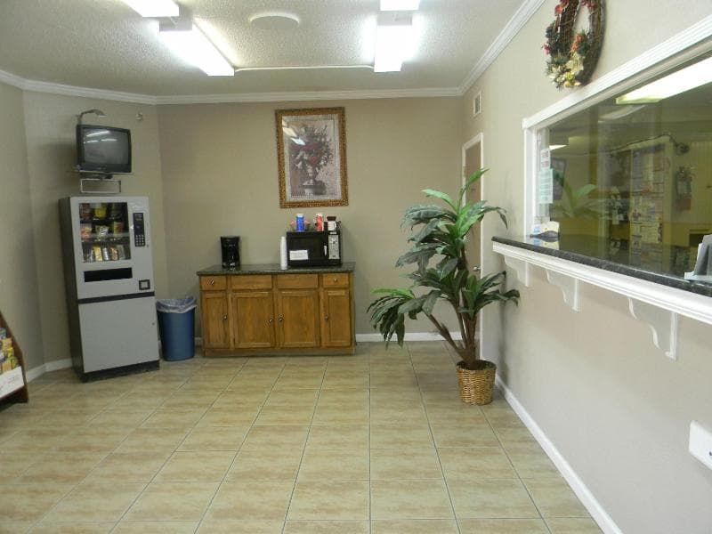 Sunrise Inn 5