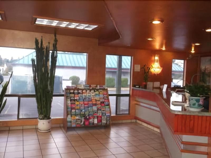 Sunrise Inn 5