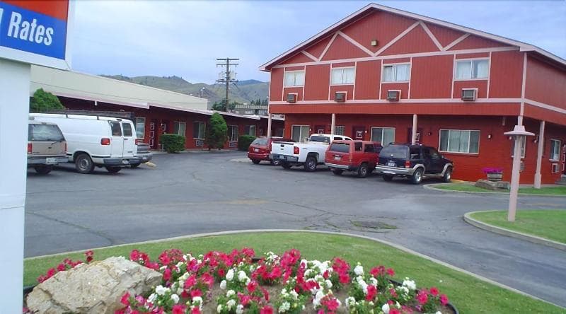 Avenue Motel 3