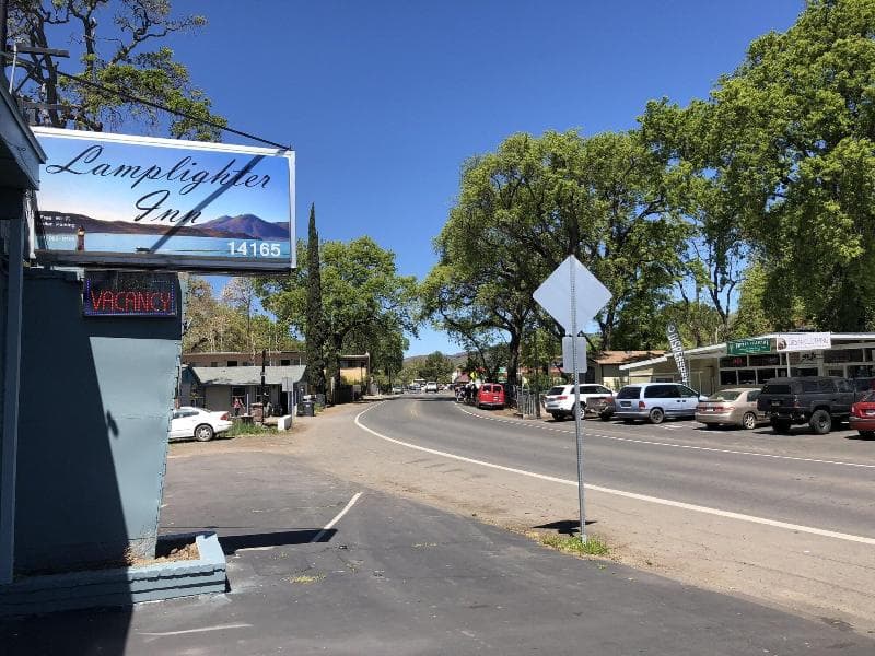Lamplighter Inn 5