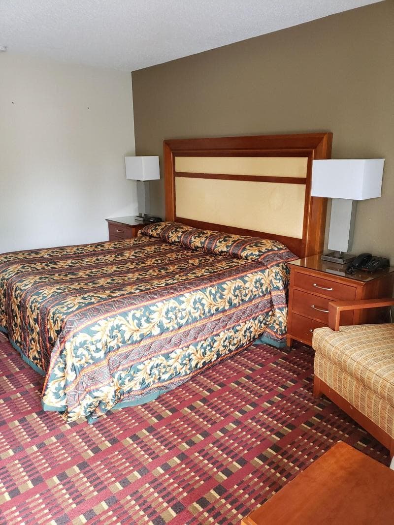Peach Tree Inn 2