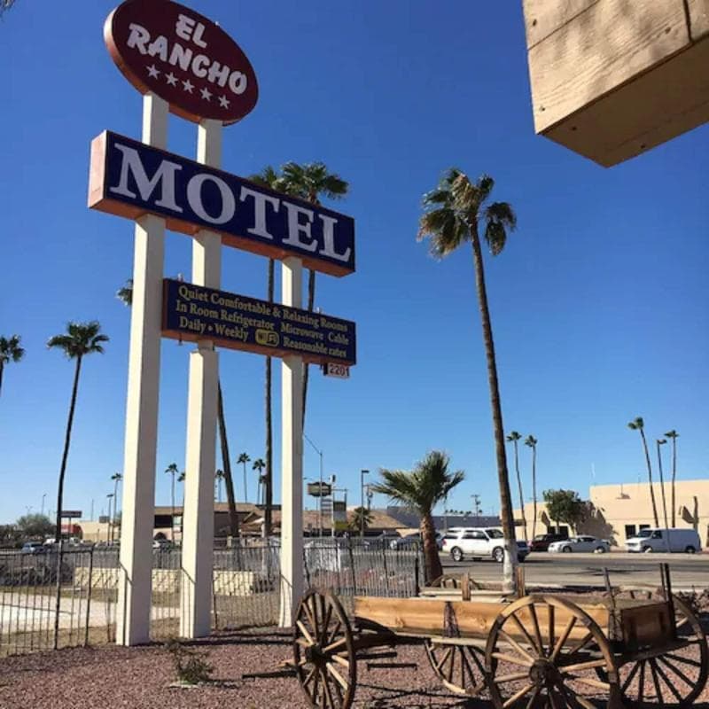 El Rancho Motel 4