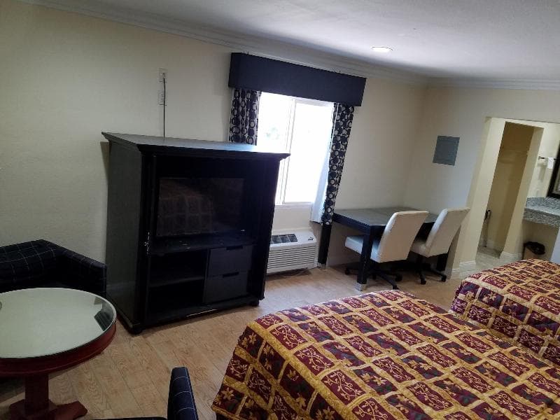 El Rancho Motel 2
