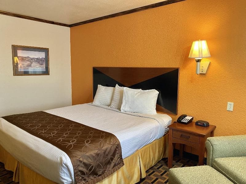 Green Bird Inn photo 1