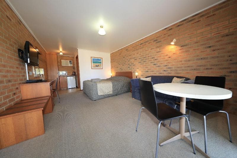 Quays Motel San Remo photo 1