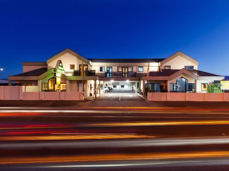 Drovers Motor Inn 5