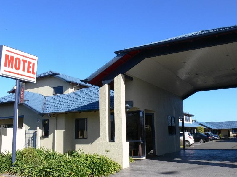 Claremonte Motor Lodge 4
