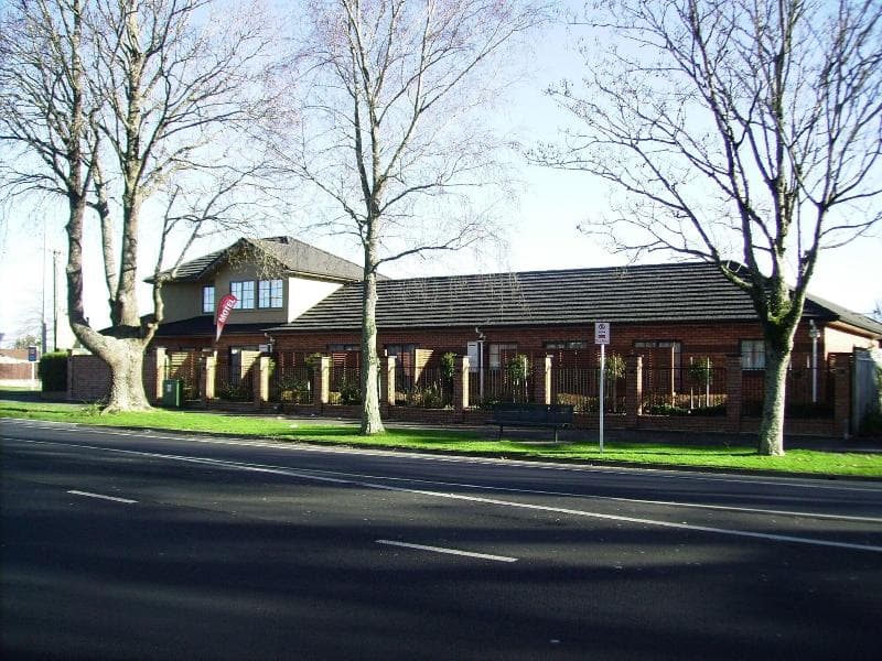 Albert Court Motor Lodge 4
