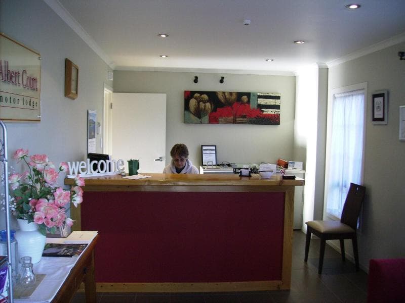 Albert Court Motor Lodge 5