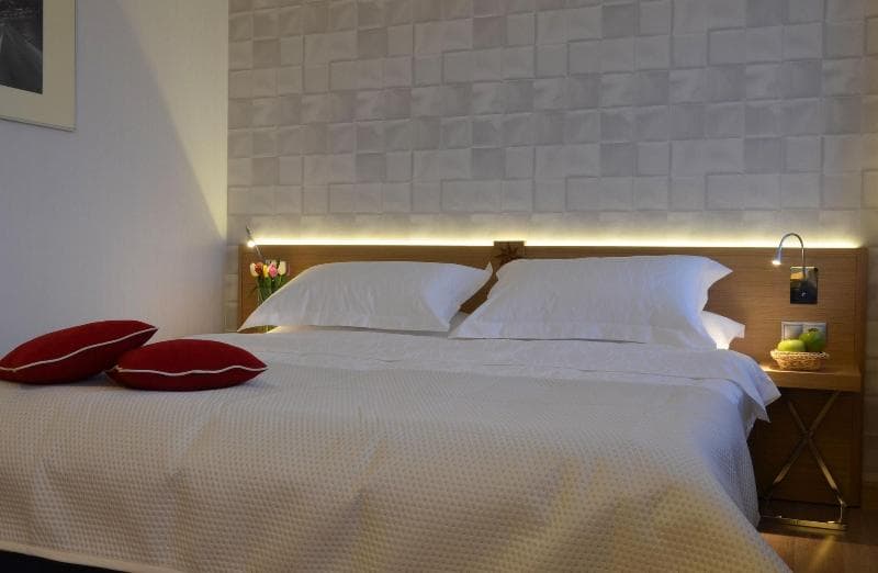 Marina Club Hotel 4