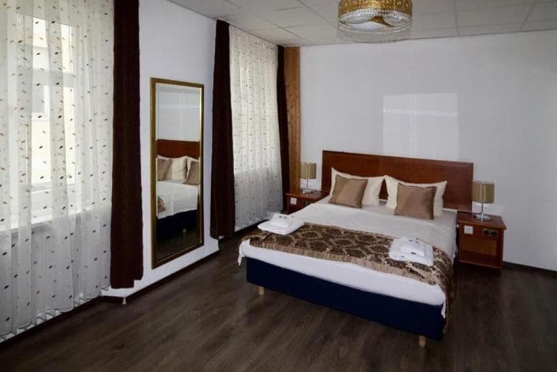 Hotel Goldene Traube 5