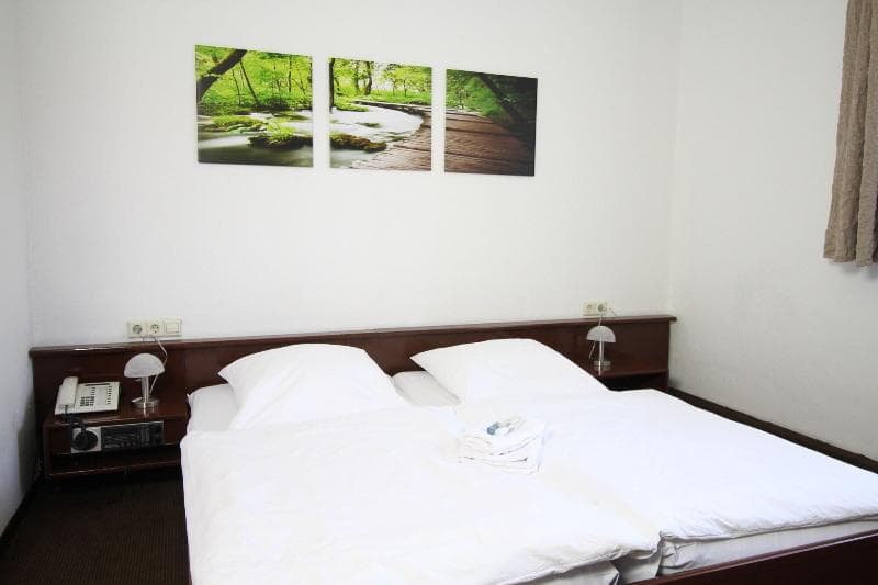 Zeitlos - Hotel & Restaurant Am Fuchsbach 5