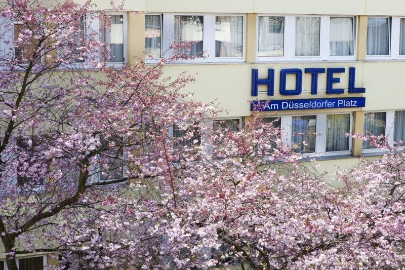Hotel Am Dusseldorfer Platz 4