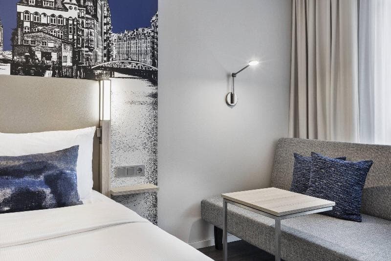 Courtyard By Marriott Hamburg City photo 1