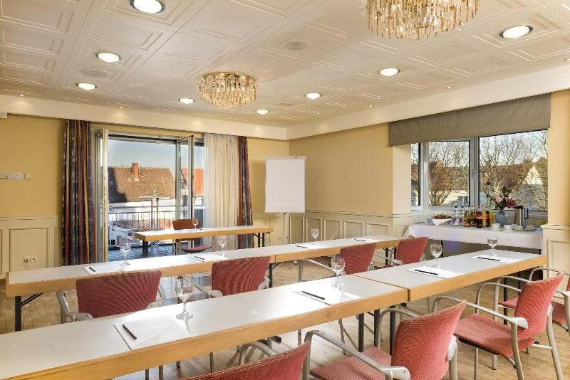 Hotel Harheimer Hof main
