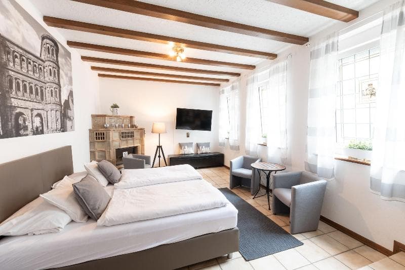 Hotel Porta Nigra 4