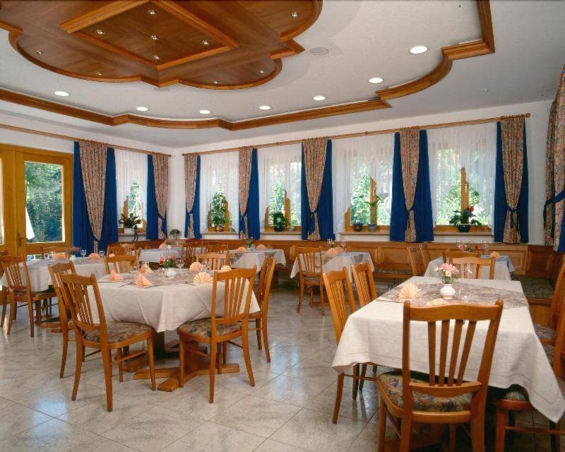 Wildkra Uterhotel 3