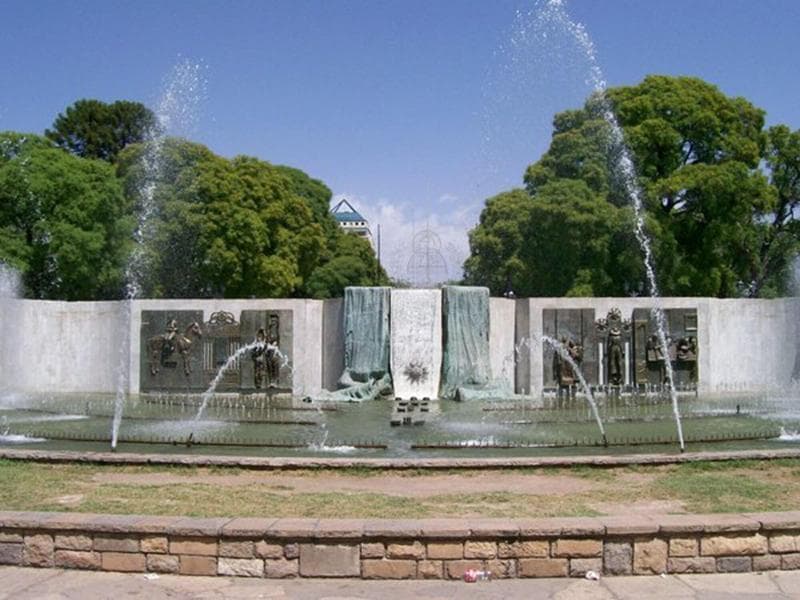 Fuente Mayor Hotel Ciudad De Mendoza 3