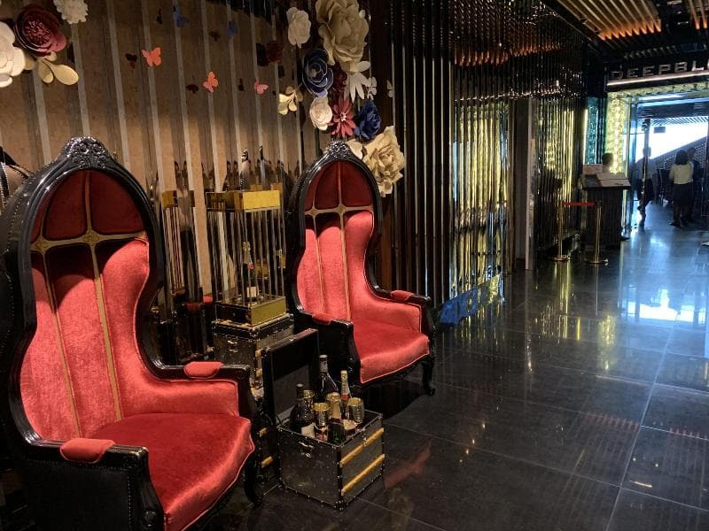 Platinum Service Suite @ The Face main