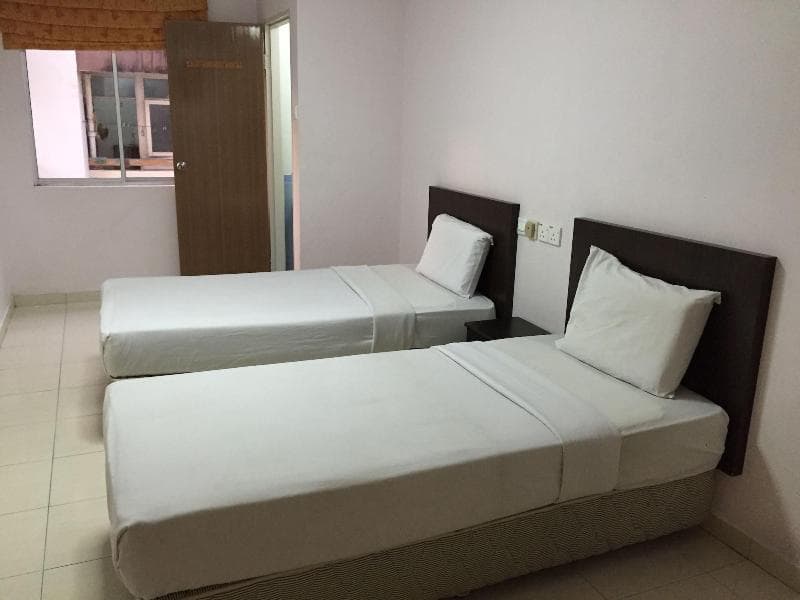 Raja Inn Hotel photo 1