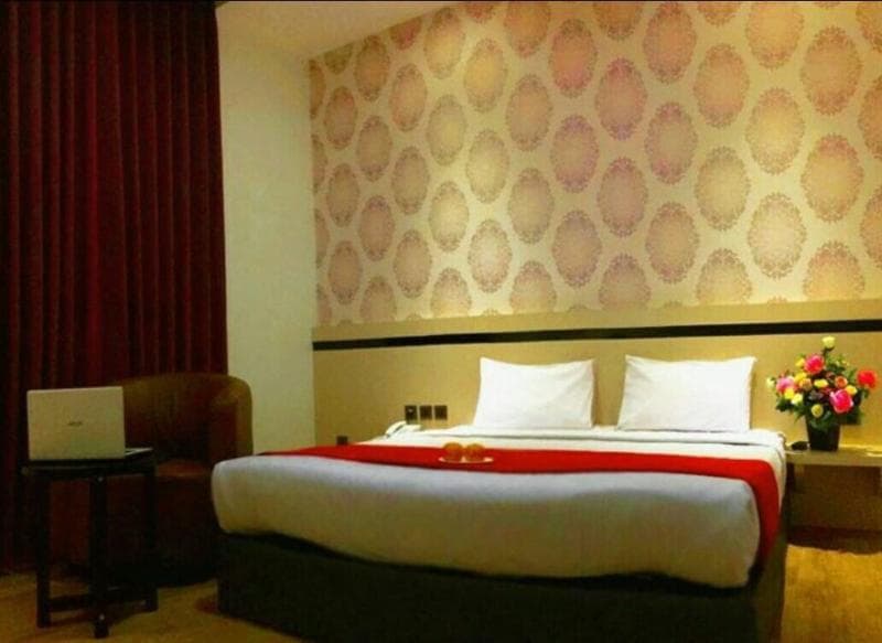 Blitz Hotel Batam Centre 2