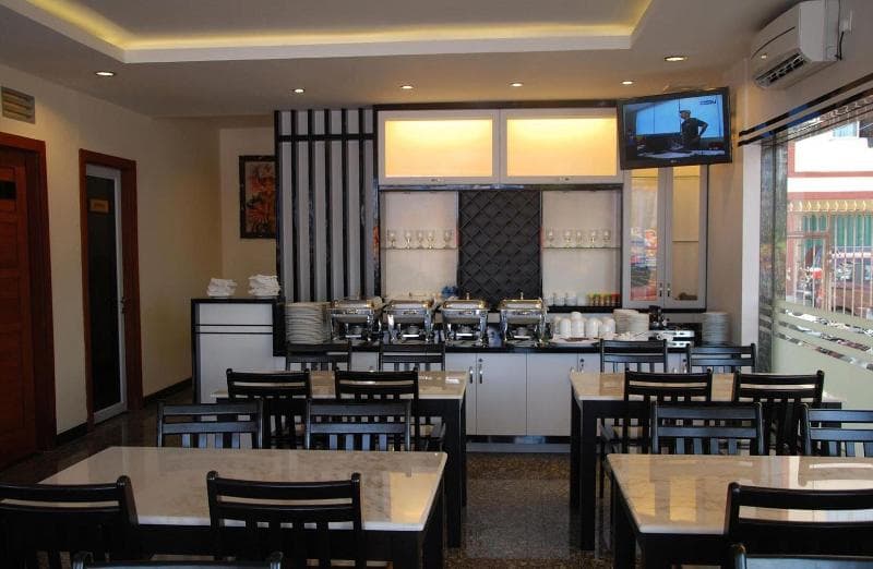 Hotel Golden Gate photo 1