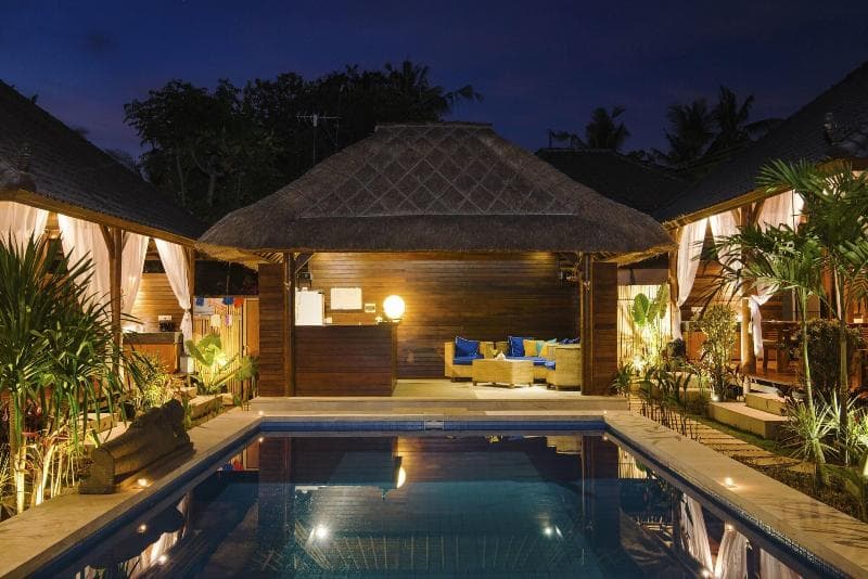 Castaway Resort main