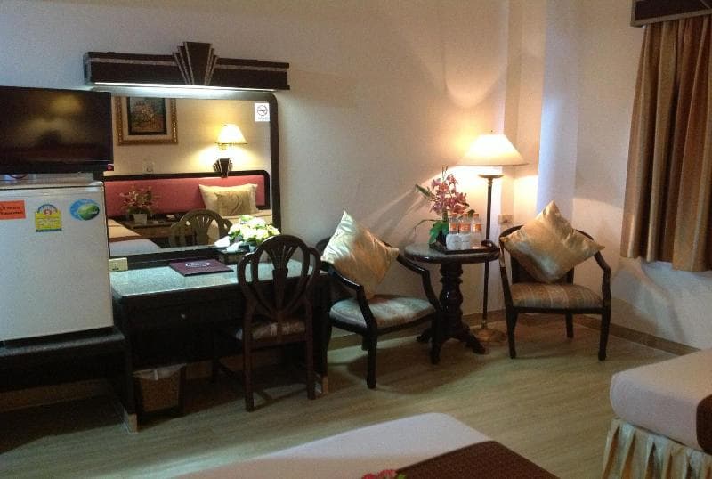 Thai Hotel 5