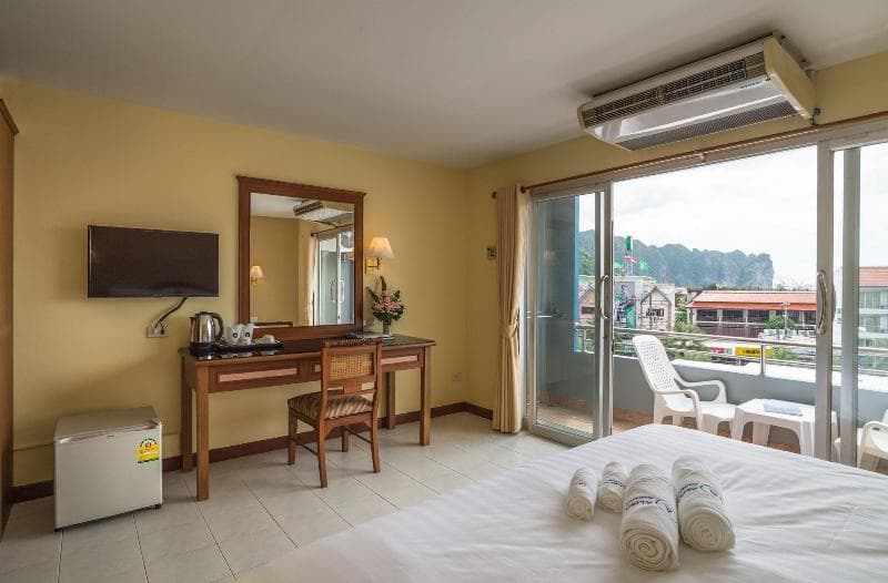 Alisa Hotel Aonang photo 1