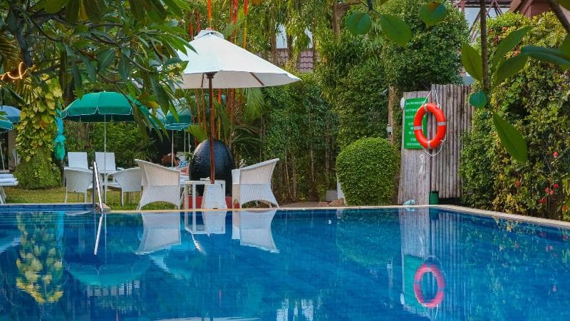 Lokal Phuket main