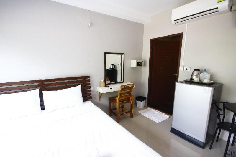 Rimlay Bungalow main