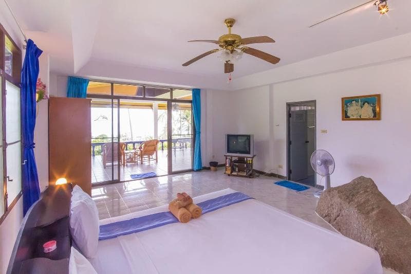 Seaview Paradise Beach & Mountain Villas 2
