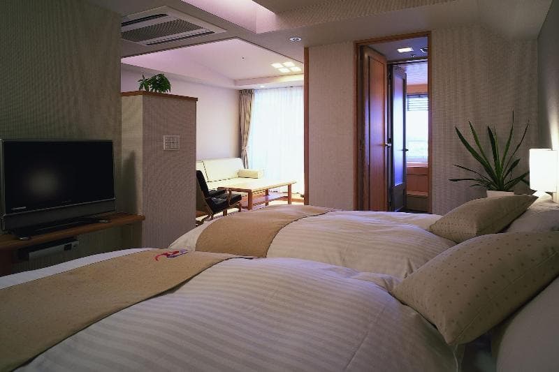 Hotel Plaza Annex Yokote 4