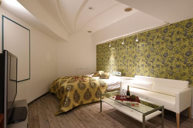 Hotel Frontier - Adults Only photo 1