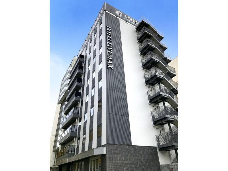 Hotel Livemax Toyama 3